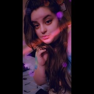 Meet your Posher, Rae